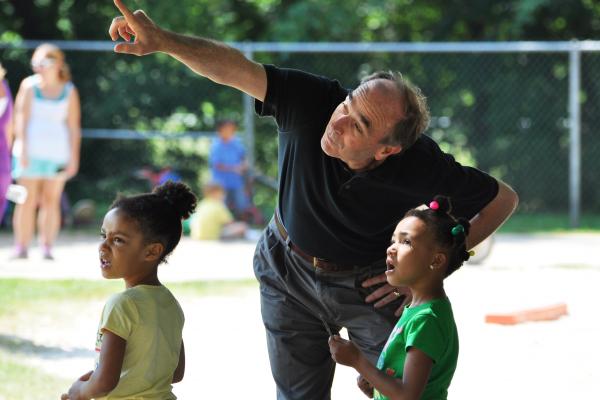 Sam Odom with children